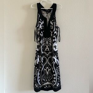 White House Black Market Dress Women's Sleeveless  Paisley Flower Black White XS